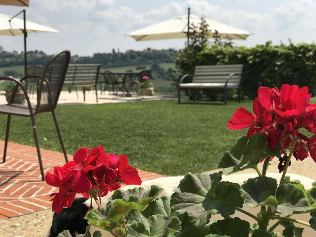 Naturalmente Wine Resort Agliano Terme Exterior photo